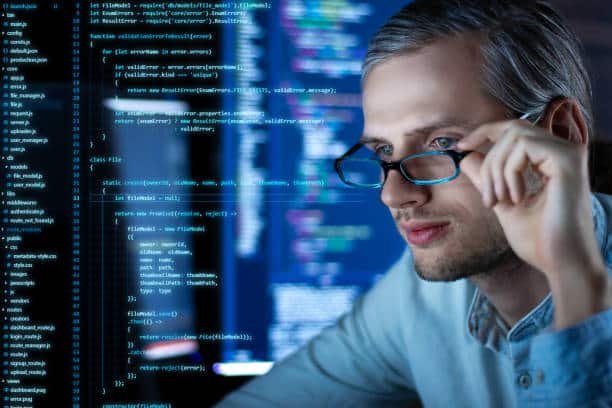 أشطر مبرمج في سوريا