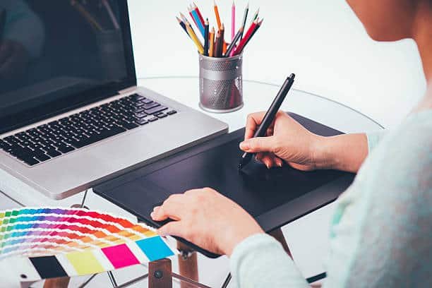 أفضل مصمم في الإمارات